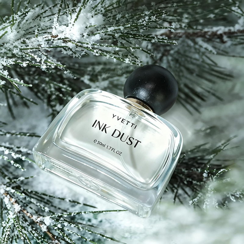 Noty cedrowe, drzewne, orienta – Perfume Aqua Fragrance recenzja i cena